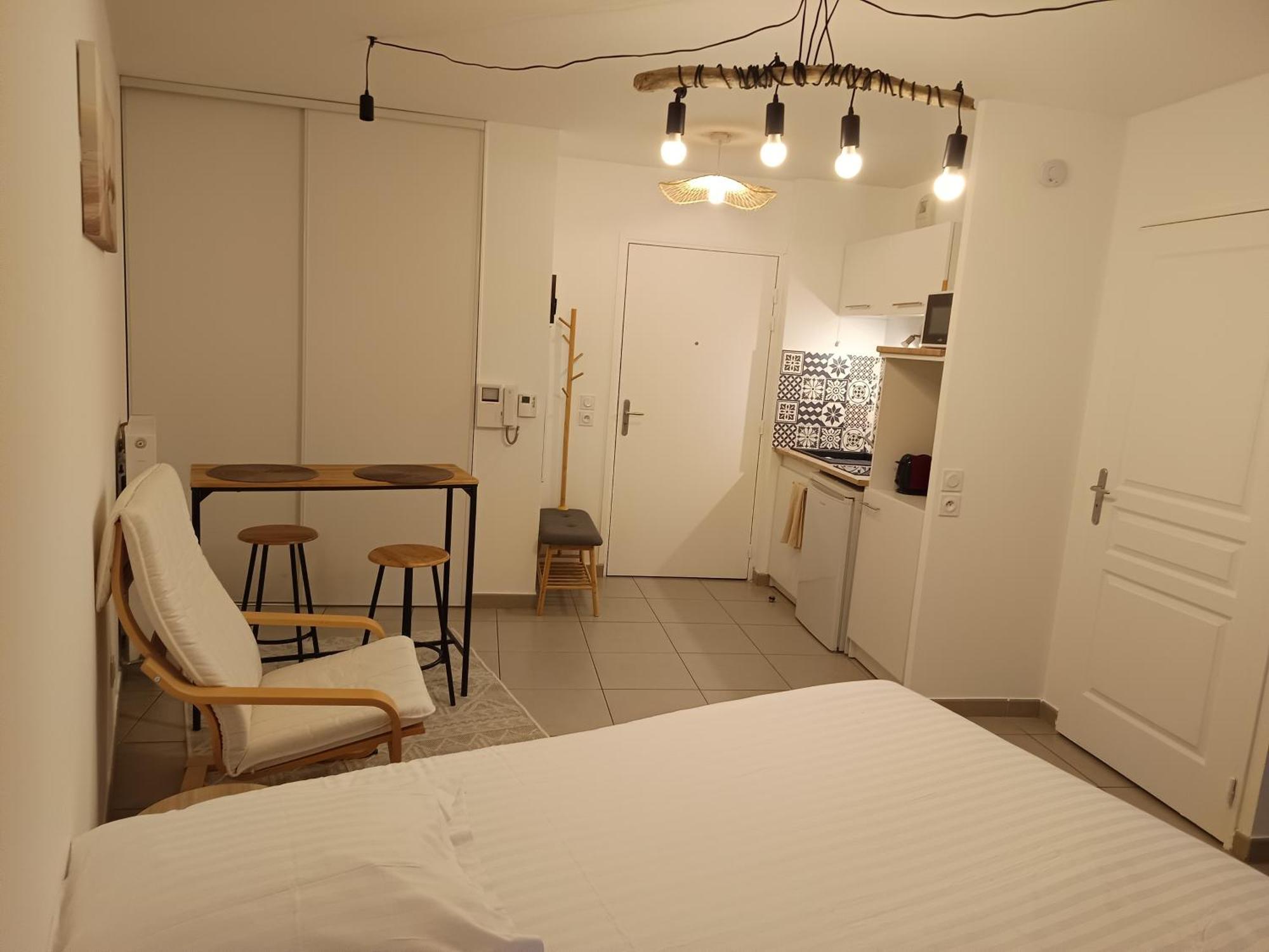 Villa'Vi Lyon Est Chambres D'Hotes Сен-Приест Екстериор снимка